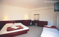 Adriatic, Marina és Primorka Hotel és depandansz **